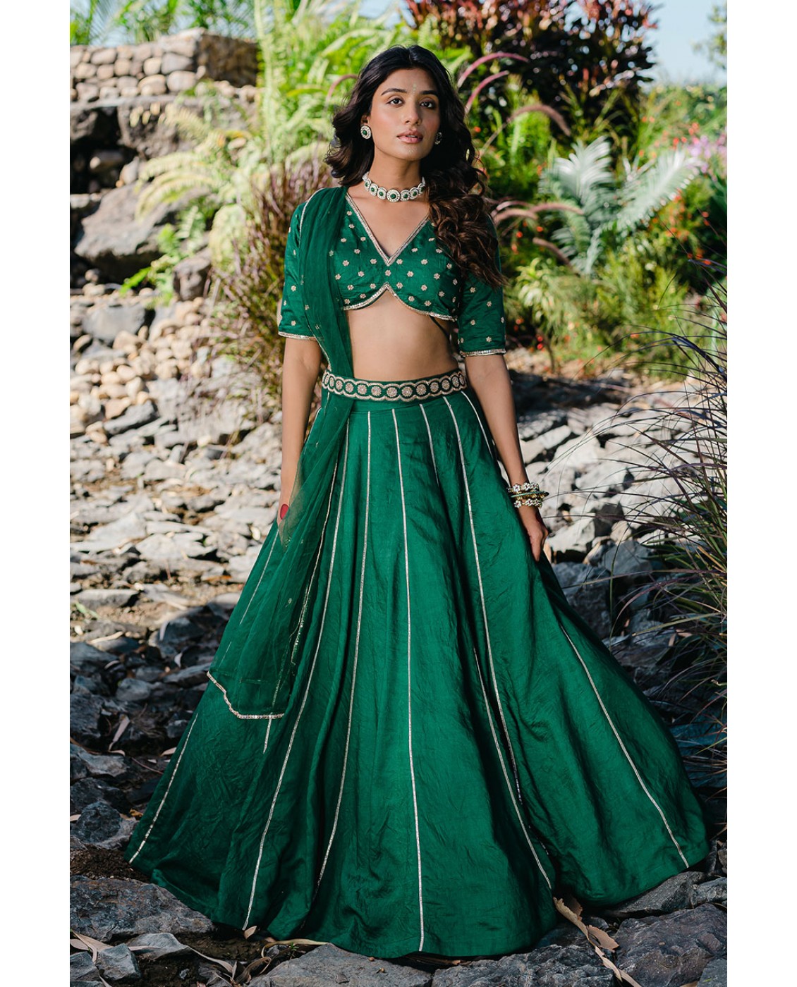 Buy Women Pastel Green Jacquard Lehenga Set With Embroidered Blouse And  Dupatta - Yellows & Greens - Indya