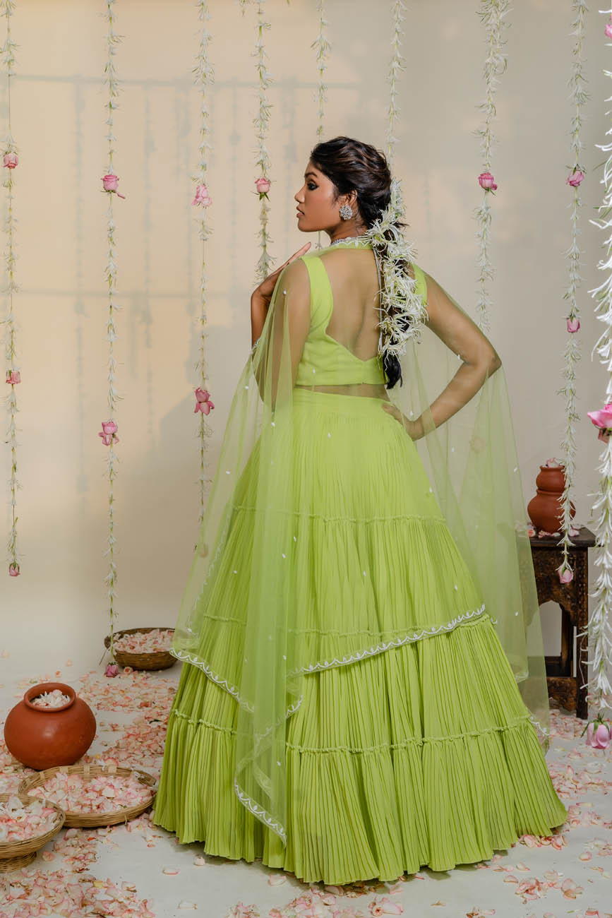 Bridal Choli | Red lehenga, Bottle green blouse, Green blouse